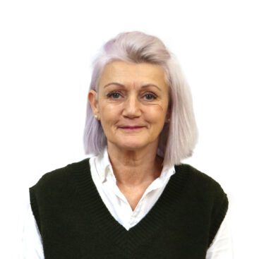 teaching assistant of rosherville academy - deborah dolphin